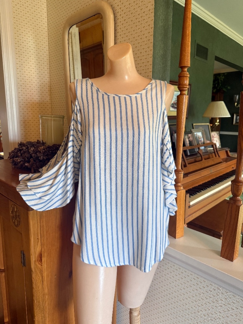 KAREN KANE LIGHT BLUE AND WHITE STRIPED  COLD SHOULDER TOP, SIZE SMALL